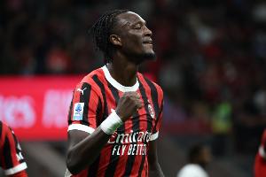 土媒：穆里尼奥有意亚伯拉罕，转会费预计1500万欧左右