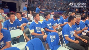 为北京，一起赢！国安来了 为首钢加油