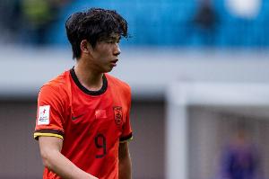 刘诚宇：亚青赛心态的确受到影响，通过老大哥的帮助一步步走出来