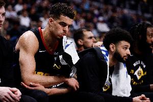 你俩打得都不好！半场小波特4中0仅得1分&穆雷6中1拿5分