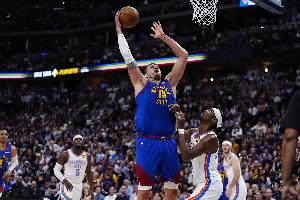 罚球差距还不小！半场掘金罚球20中17 雷霆则是9中7