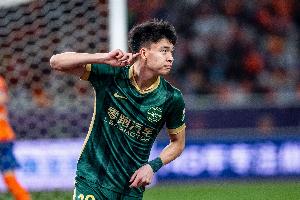 津媒：中国足协对于王钰栋前往欧洲踢球的事情抱着支持的态度