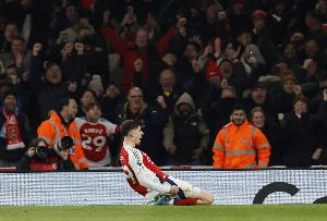 记者：哈弗茨、赖斯等4名球员已回归训练，拉亚将改穿1号球衣