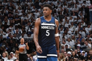 助攻季后赛单场新高！华子22+7+12+3帽终结系列赛 三分9中5