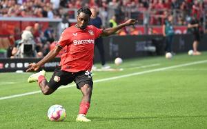 法尔克：弗林蓬团队希望下周结束前决定未来，很可能加盟利物浦