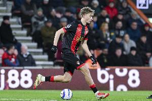 天空体育：怀森昨晚与皇马签下5年合同，可以代表球队参加世俱杯