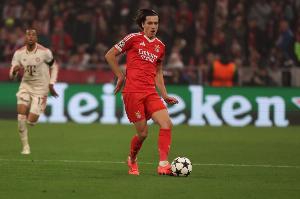 阿斯：皇马希望曼联回购A费后再低价引进 200万欧提前带走阿诺德