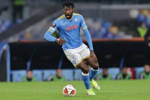 意媒：那不勒斯可能将安古伊萨出售，有意博洛尼亚中场弗格森