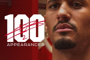 萨利巴迎来英超第100场里程碑，阿森纳晒纪念海报