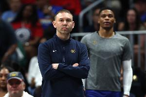 不俗的答卷阿德尔曼常规赛3连胜收官 季后赛与联盟第一鏖战G7