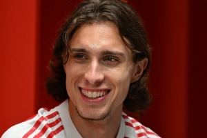 阿森纳祝卡拉菲奥里23岁生日快乐，球员加盟以来出战29场3球2助