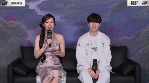 Theshy：做好沟通是这个赛段成长最多的地方，队内关系也很好