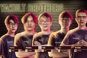 梦幻联赛：血脉觉醒失败 YB被拍拍熊穷追猛打 踩进黑洞被碾