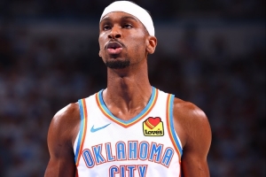 球员对SGA哨子很沮丧？芬奇：是的 但赛前我们就讨论过这个问题