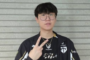 Ruler：很羡慕志勋五杀 我的五杀都被队友抢走了 下次不再让了