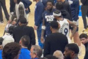 家属都坐不住了兰德尔末节挥手制止家人离开 告诉他们留下来