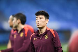 李璇：武磊回归国足精神层面大于竞技层面，他的榜样应是于汉超