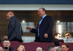 贝尼特斯：我想继续执教收到了一些邀请，喜欢英超快节奏意甲也行