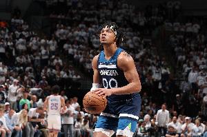 兰德尔谈小香农：我们需要他 教练对他充满信任 为他表现感到高兴