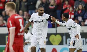 德天空：若纳坦-塔将在周三抵达慕尼黑，与拜仁签约并拍摄定妆照