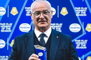 对手受伤主动叫停进攻！官方：老帅拉涅利获意甲公平竞赛时刻奖