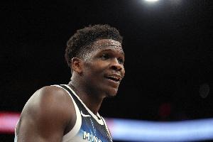 华子：我的进攻欲望很强烈 但不能因为勉强出手而破坏全队节奏