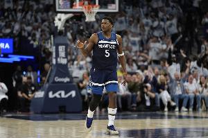 顶级大闸！华子西决前三场限制对位球员命中率仅为28%&三分11.1%