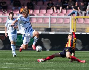 记者：皇马考虑行使帕斯的优先购买权，未来几天各方将进一步沟通