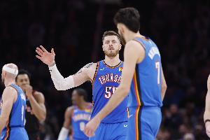 展示积极性！雷霆首节抢下6前场篮板 森林狼仅2个