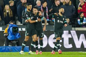 记者：没有迹象表明利物浦会卖加克波或迪亚斯，但有两家豪门关注