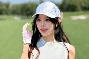 糖小幽分享旅游照：在安吉…有人摸鱼，有人翻船，有人锄地…