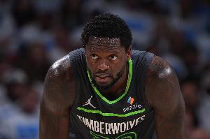 不留遗憾兰德尔谈本赛季：这是我职业生涯最有意义的一段经历