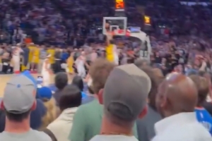 能否如愿？麦迪逊广场公园响彻球迷呐喊：尼克斯7场解决战斗