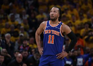 前两场太伤了！尼克斯6场比赛一共输给步行者11分