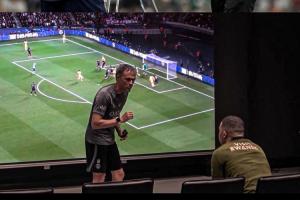 防守重要性！恩里克称因防守将金球给登贝莱，此前为此狂训姆巴佩