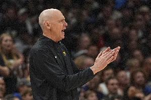 比肩禅师莱利红衣等传奇！卡莱尔带两支球队进总决赛 历史第五人