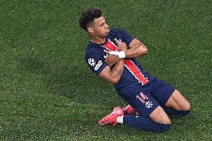 欧冠决赛复盘：巴黎“狂锋”背后有高人指点，请叫他们新典礼中场