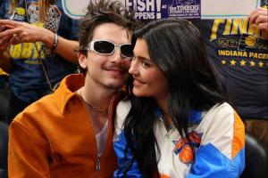 詹娜金身告破！她观战的比赛 尼克斯首次输球！