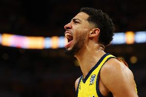 杰伦-威廉姆斯：向哈利伯顿致敬 他有自信&那让他很危险