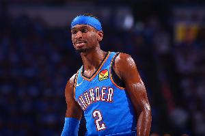 托尼-阿伦：亚历山大现在打球像乔丹 对手有3-5个球员来防他