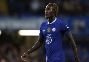 电讯报：那不勒斯有意查洛巴，切尔西对其满意并未积极寻求出售