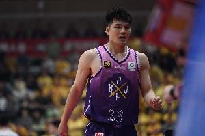 决定权在球队手里！北控今夏有陈国豪B类合同独家签约权或匹配权