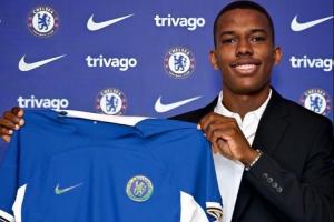 还在涨18岁埃斯特旺身价达6000万欧，蓝军队内第4仅次于3中场