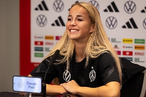 曾拒拍《花花公子》全裸封面！德国女足队长：经常收到裸照骚扰