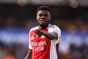 镜报：阿森纳仍在与托马斯谈新合同，特罗萨德的续约有望达成