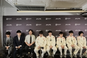 TES赛后群访 JKL：第三赛段会更加努力 争取展现出更好的团队面貌