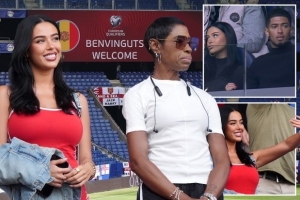 太阳报介绍贝林厄姆女友：首次看英格兰比赛，和贝林妈妈一同亮相