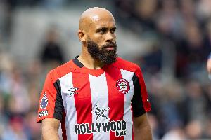 英媒：曼联对姆贝莫新报价总价可能6000万镑，热刺或参与竞争