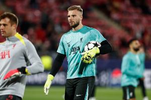 邮报：阿贾克斯有意租借利物浦三门雅罗斯，后者可能投奔海廷加