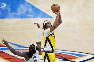 美记：老鹰队有意签下特纳但存在难度 后者年薪估计3000万左右